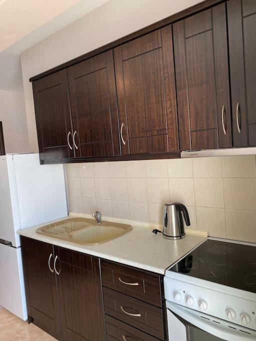 Raise Mirivili Serviced Apartment Aleksandropolis Zewnętrze zdjęcie